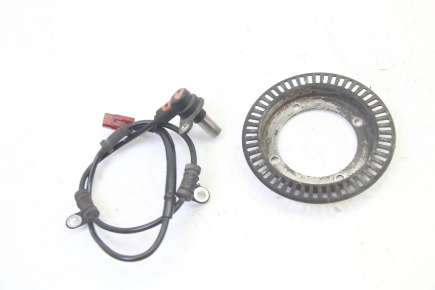 photo de CAPTEUR ABS POSTERIORE HONDA FES S-WING SWING ABS 125 (2007 - 2015) - Dettaglio del componente