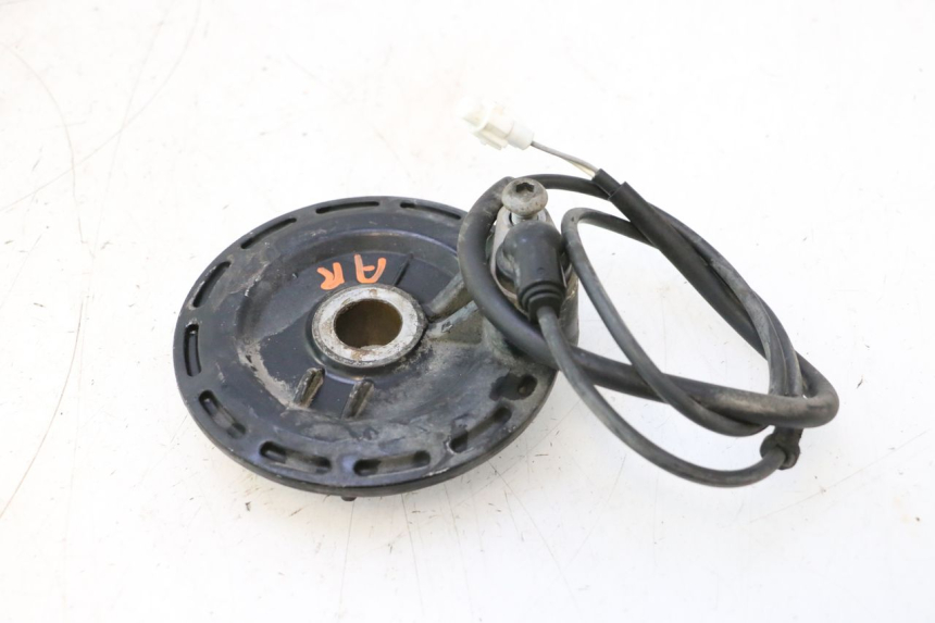 photo de SENSORE ABS POSTERIORE YAMAHA FJR 1300 (2001 - 2005) - Primo piano tecnico