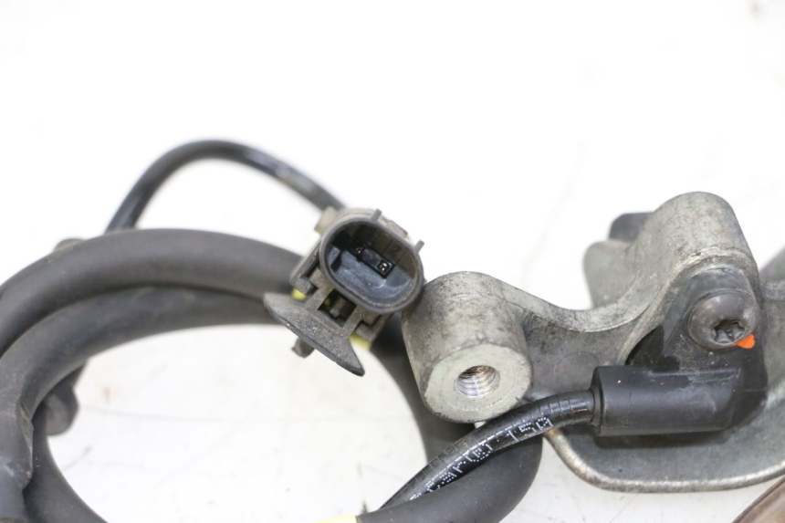 photo de SENSORE ABS POSTERIORE PIAGGIO MP3 500 (2014 - 2017) - Altra angolazione