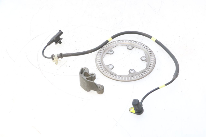 photo de SENSORE ABS POSTERIORE PIAGGIO MP3 500 (2016 - 2018) - Stato della superficie e materiale