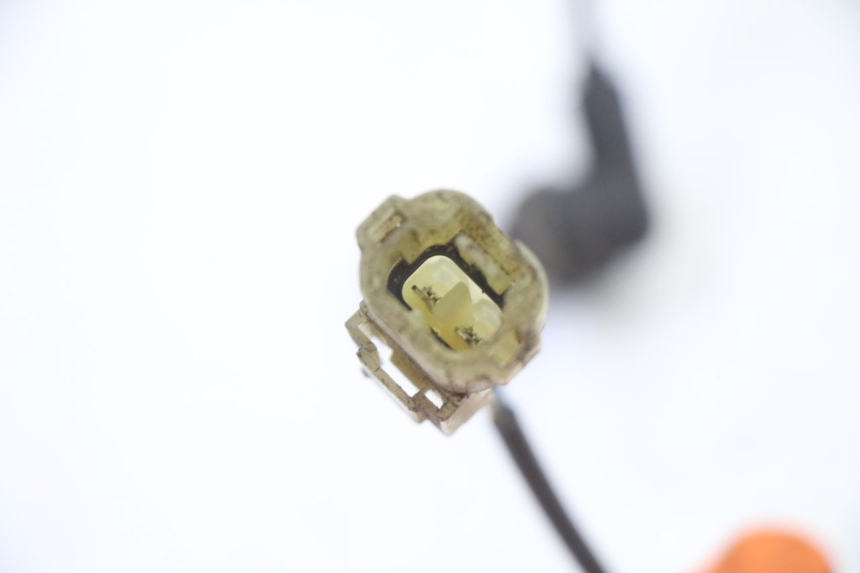 photo de SENSORE ABS POSTERIORE PEUGEOT SATELIS 125 (2013 - 2018) - Dettagli dei punti di fissaggio