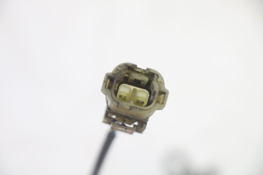 photo de SENSORE ABS POSTERIORE PEUGEOT SATELIS 125 (2013 - 2018) - Primo piano tecnico