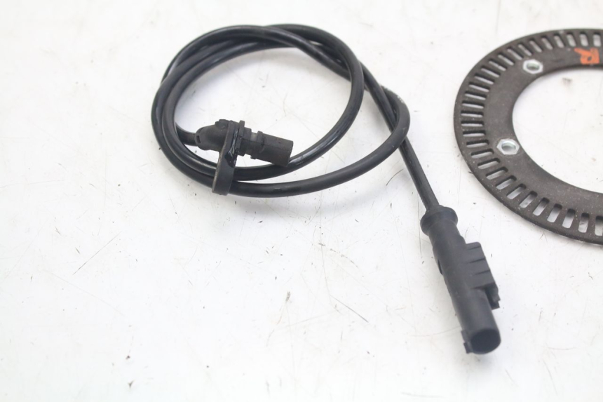 photo de Sensore ABS posteriore KYMCO X-CITING XCITING 400 (2014 - 2018) - Altra angolazione