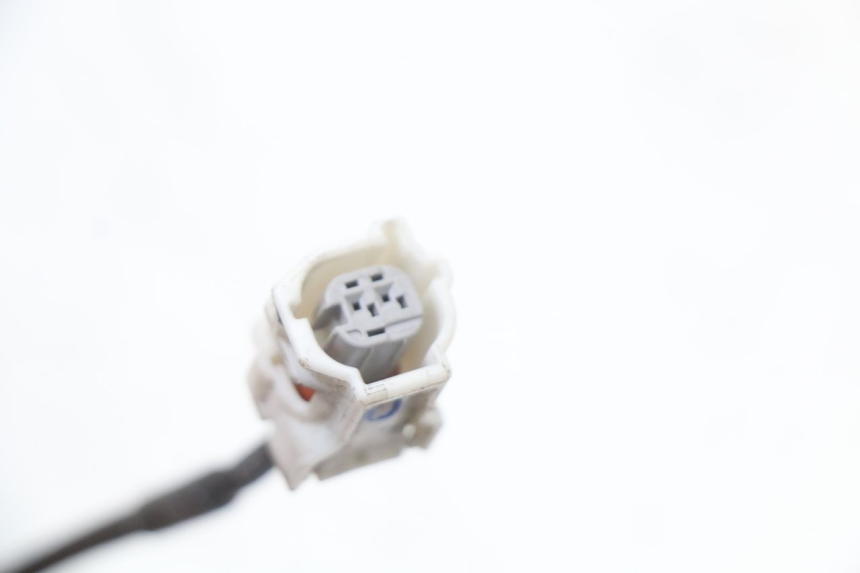 photo de CAPTEUR ABS POSTERIORE YAMAHA XMAX X-MAX ABS 125 (2017 - 2020) - Dettagli dei punti di fissaggio