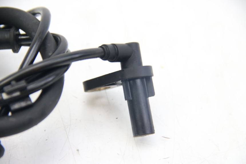 photo de CAPTEUR ABS POSTERIORE KAWASAKI Z ABS 1000 (2014 - 2020) - Zoom sullo stato d'uso