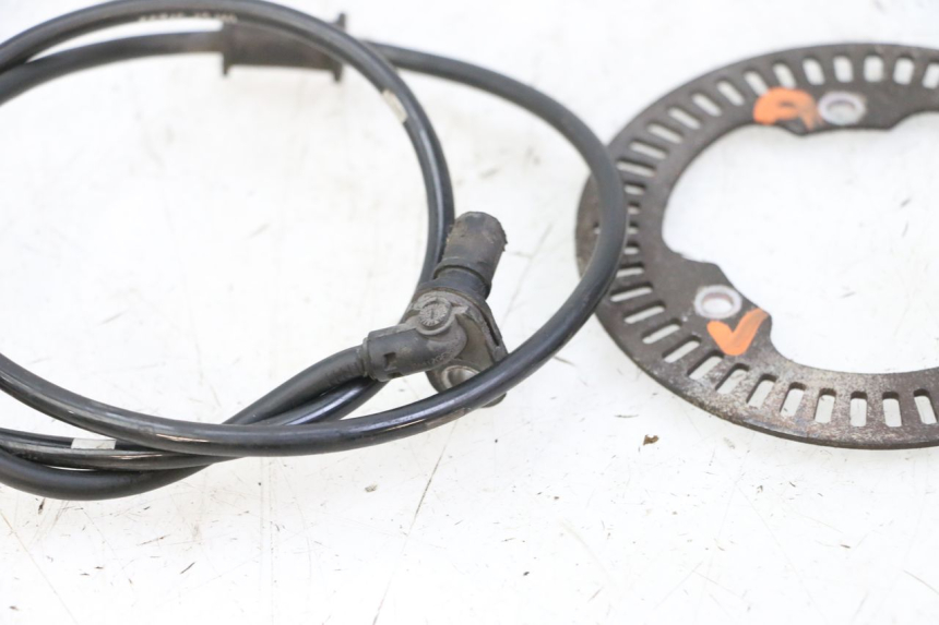 photo de SENSORE ABS ANTERIORE SUZUKI BURGMAN 125 (2015 - 2017) - Zoom sullo stato d'uso