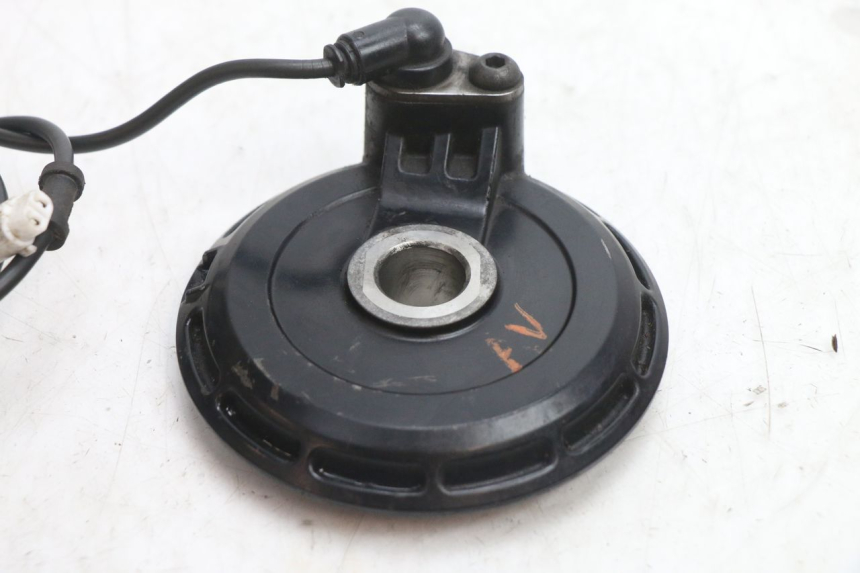 photo de SENSORE ABS ANTERIORE YAMAHA FJR 1300 (2001 - 2005) - Primo piano tecnico