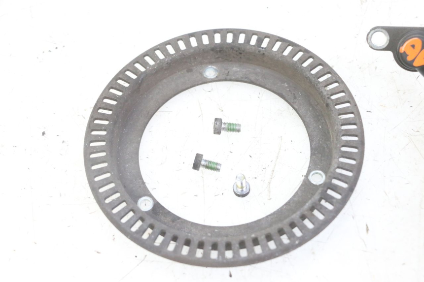 photo de SENSORE ABS ANTERIORE HONDA FORZA ABS 300 (2013 - 2017) - Stato della superficie e materiale