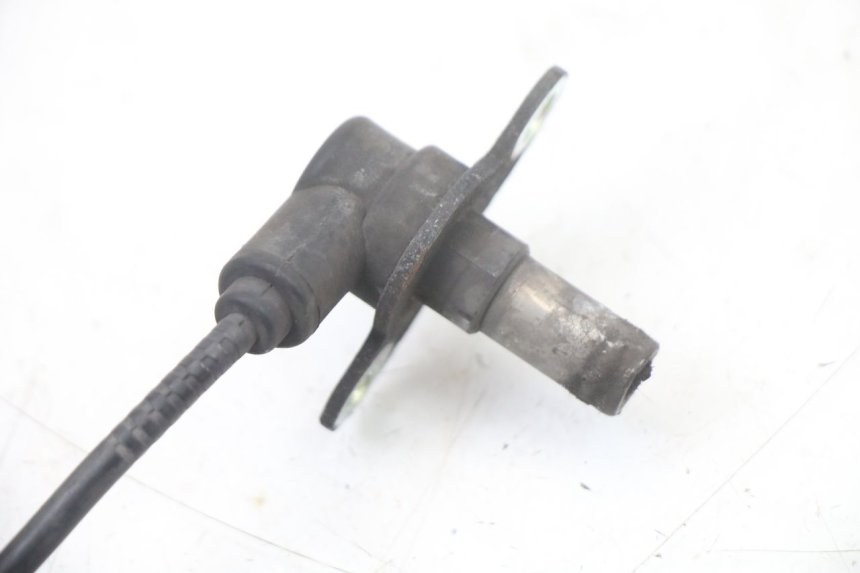 photo de SENSORE ABS ANTERIORE HONDA SH i 300 (2015 - 2020) - Primo piano tecnico