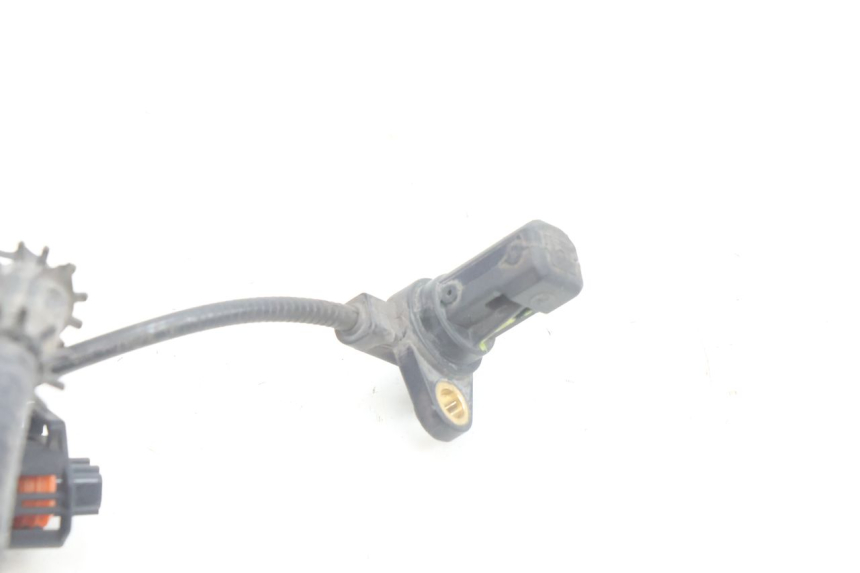 photo de SENSORE ABS ANTERIORE PIAGGIO MP3 500 (2016 - 2018) - Stato della superficie e materiale