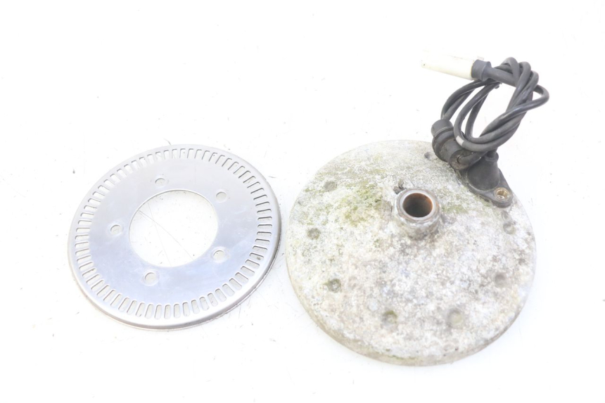 photo de CAPTEUR ABS ANTERIORE PEUGEOT SATELIS COMPRESSOR K15 125 (2006 - 2009) - Primo piano tecnico