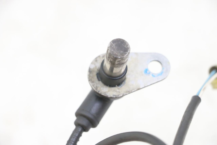 photo de CAPTEUR ABS ANTERIORE PEUGEOT SATELIS 125 (2013 - 2018) - Altra angolazione