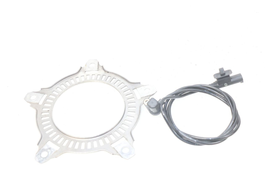 photo de Sensore ABS anteriore APRILIA SRV 850 (2012 - 2017) - Primo piano tecnico