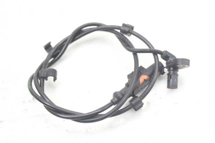 photo de SENSORE ABS ANTERIORE HUSQVARNA SVARTPILEN 401 (2018 - 2023) - Altra angolazione