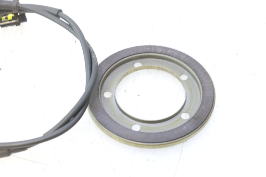 photo de CAPTEUR ABS ANTERIORE YAMAHA X-MAX XMAX 125 (2010 - 2013) - Zoom sullo stato d'uso