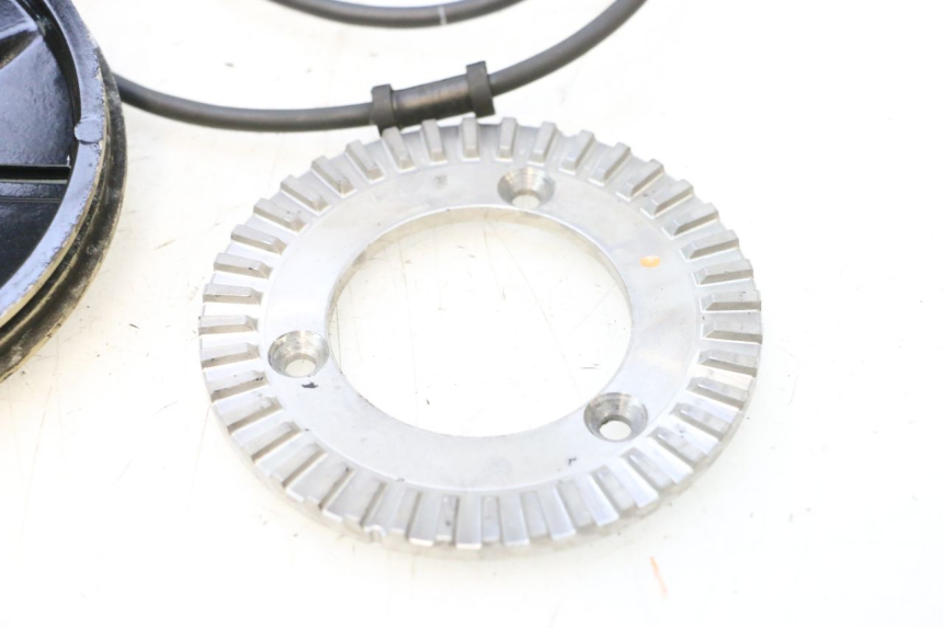 photo de SENSORE ABS ANTERIORE YAMAHA XP T-MAX ABS 500 (2005 - 2005) - Marcature e riferimenti originali