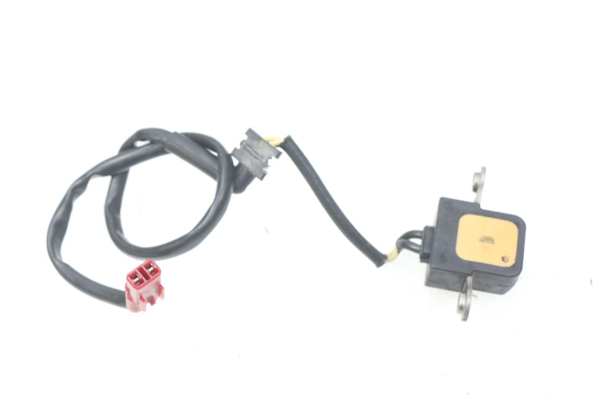 photo de Sensore di accensione HONDA CBRF CBR-F PC41 600 (2011 - 2013) - Zoom sullo stato d'uso