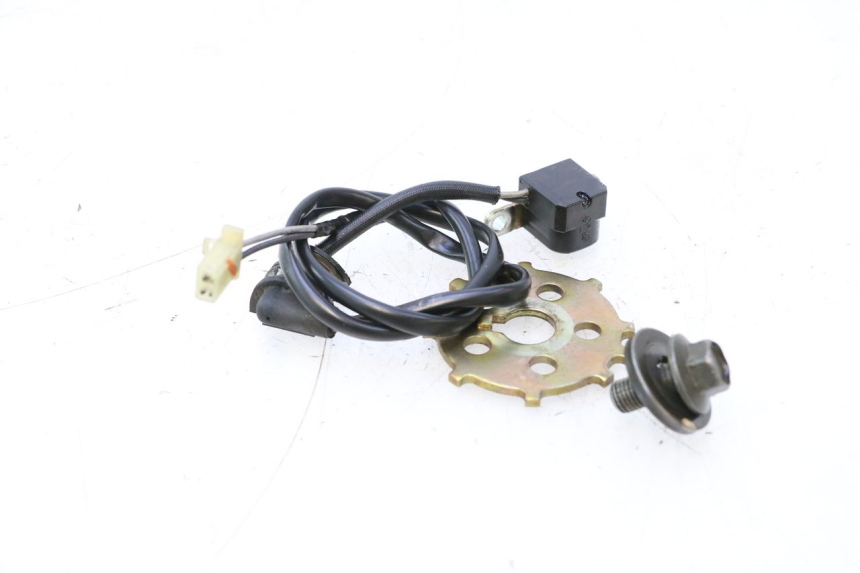 photo de ACCENSIONE CAPTATORI YAMAHA FJR 1300 (2001 - 2005) - Dettaglio del componente