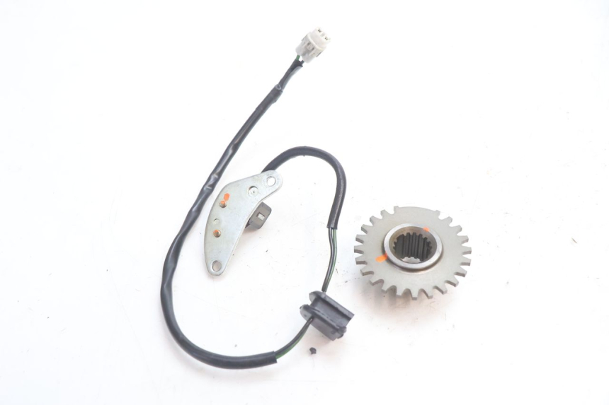 photo de ACCENSIONE CAPTATORI SUZUKI GSR 600 (2005 - 2012) - Dettaglio del componente