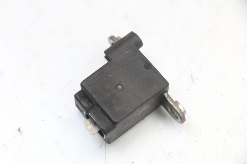 photo de CAPTEUR ACCENSIONE HONDA TRX 300 (1988 - 2000) - Altra angolazione