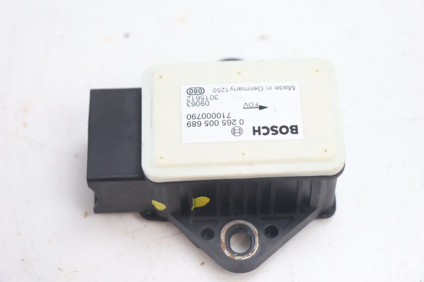photo de SENSORE ANGOLO DI PIEGA CAN-AM SPYDER RS 1000 (2008 - 2012) - Altra angolazione