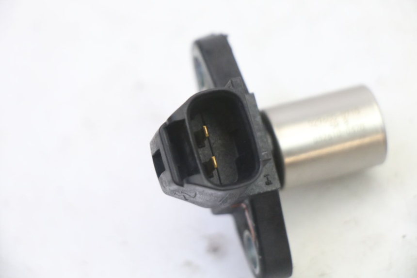 photo de ALBERO CAMME CAPTATORI SUZUKI GSR 750 (2011 - 2017) - Primo piano tecnico