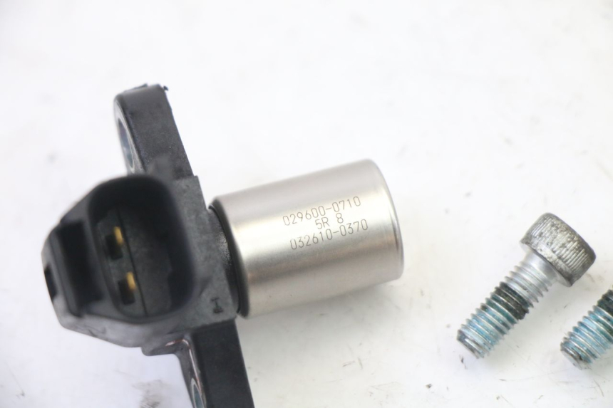 photo de ALBERO CAMME CAPTATORI SUZUKI GSR 750 (2011 - 2017) - Vista d'insieme del prodotto