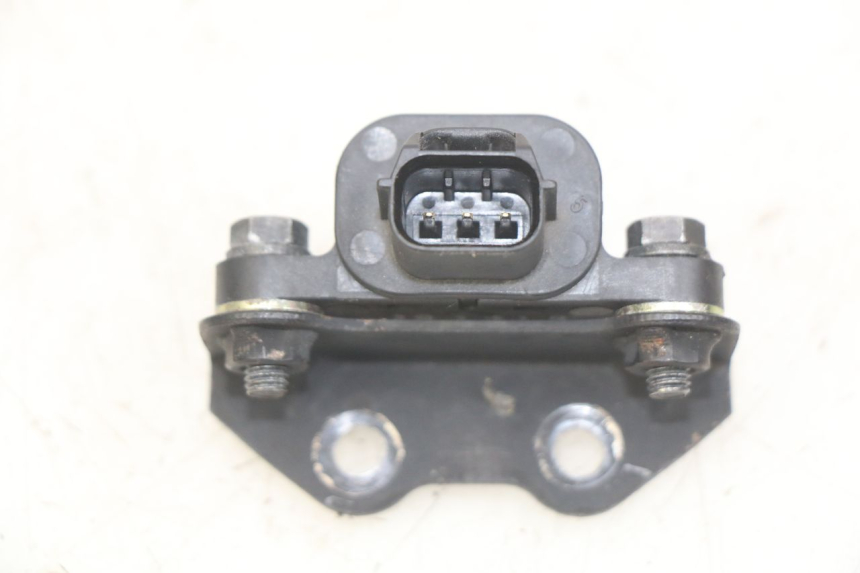 photo de SENSORE DI CADUTA KYMCO AGILITY 16+ 4T 50 (2018 - 2023) - Zoom sullo stato d'uso