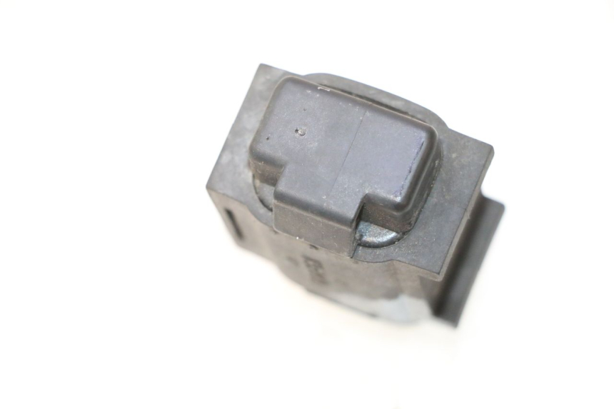 photo de SENSORE DI CADUTA SUZUKI BURGMAN 125 (2007 - 2014) - Dettaglio del componente