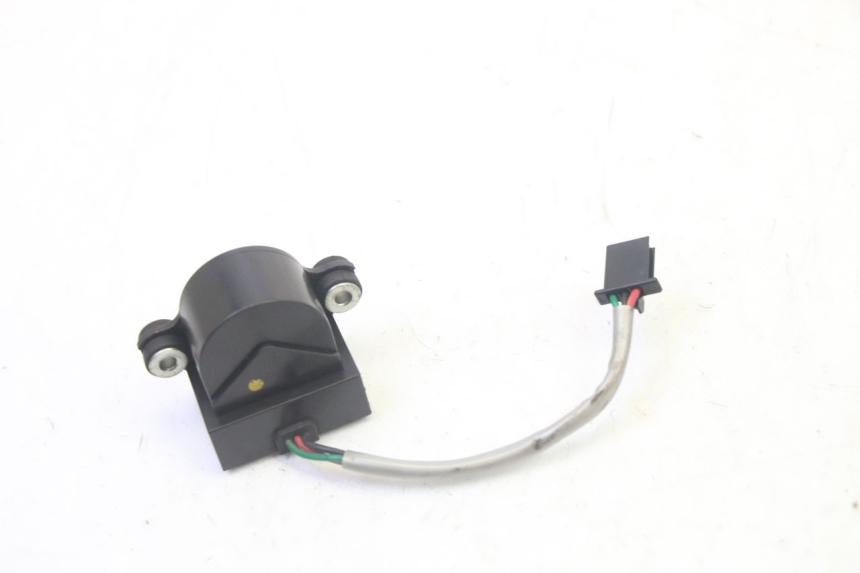 photo de CAPTEUR CADUTA HONDA FES S-WING SWING ABS 125 (2007 - 2015) - Dettaglio del componente