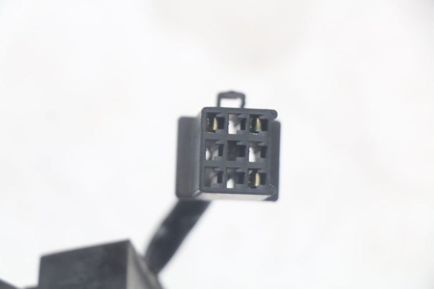 photo de SENSORE INCLINAZIONE HONDA FJS SILVERWING SILVER WING 600 (2001 - 2010) - Primo piano tecnico