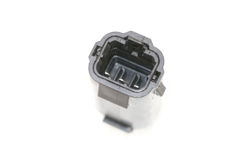 photo de Sensore di caduta SUZUKI GSR 600 (2005 - 2012) - Altra angolazione