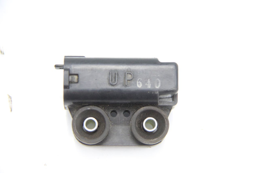 photo de Sensore di caduta SYM GTS EFI ABS 125 (2012 - 2016) - Zoom sullo stato d'uso