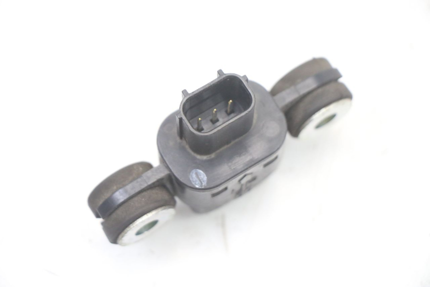 photo de SENSORE INCLINAZIONE HONDA SH i 300 (2015 - 2020) - Zoom sullo stato d'uso