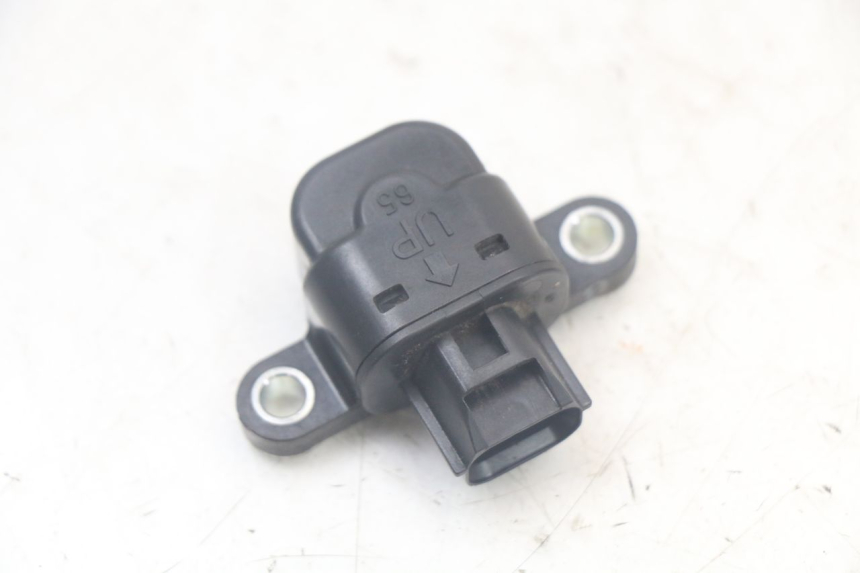 photo de CAPTEUR CADUTA KAWASAKI VERSYS ABS 650 (2015 - 2018) - Vista principale