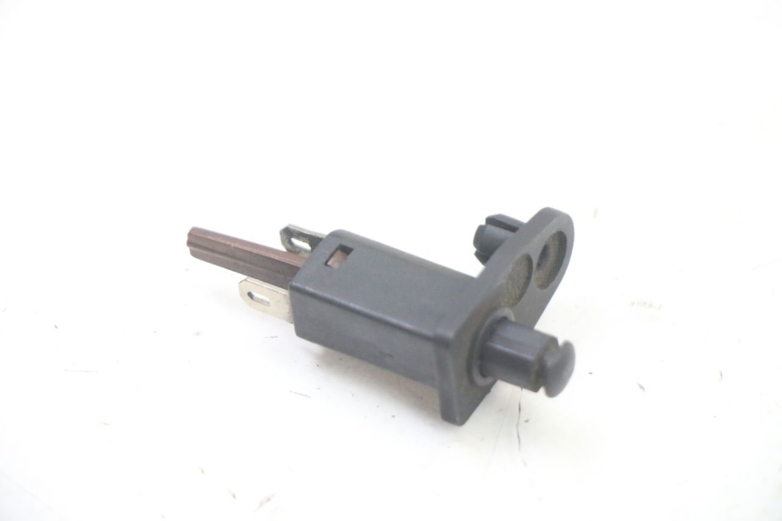 photo de CAPTEUR APERTURA BAULE PIAGGIO X8 125 (2004 - 2007) - Zoom sullo stato d'uso