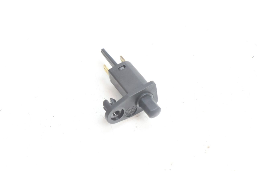 photo de CAPTEUR APERTURA BAULE PEUGEOT SATELIS 125 (2006 - 2009) - Zoom sullo stato d'uso