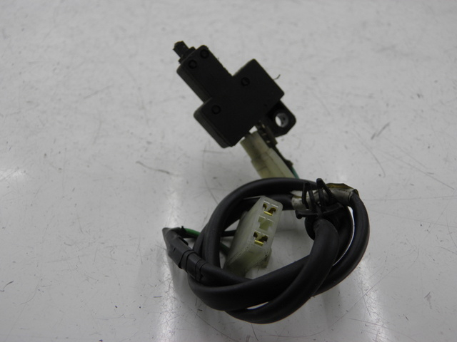 photo de Sensore apertura sella HONDA FES PANTHEON 125 (2003 - 2007) - Altra angolazione