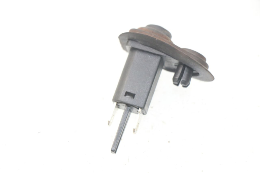 photo de Sensore apertura sella PIAGGIO MP3 HPE 500 (2019 - 2022) - Zoom sullo stato d'uso