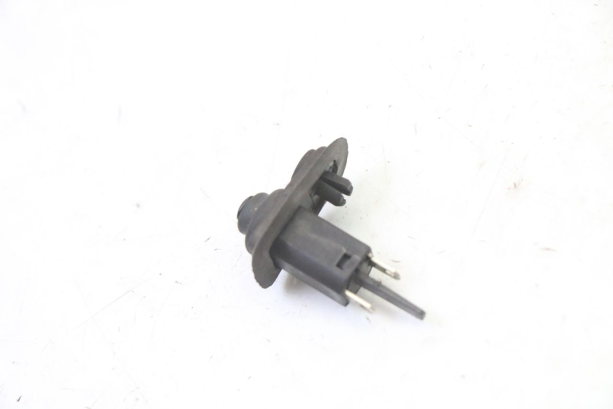 photo de SENSORE APERTURA SELLA PIAGGIO X9 EVOLUTION 125 (2003 - 2007) - Altra angolazione