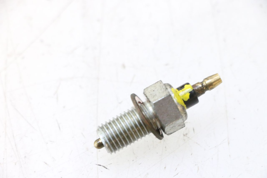 photo de Sensore di Punto Morto YAMAHA FZ8 800 (2010 - 2016) - Zoom sullo stato d'uso