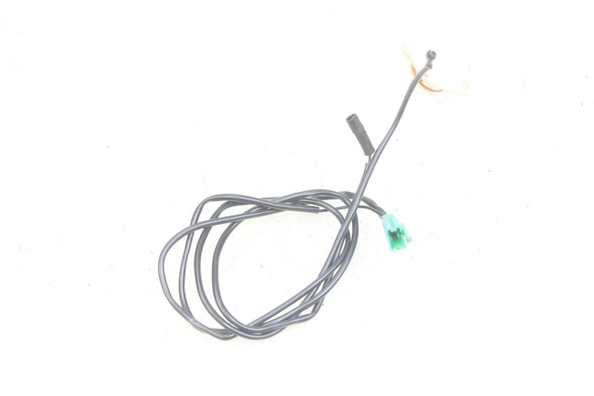 photo de SENSORE DI PUNTO MORTO YAMAHA FZS FAZER 600 (1998 - 2001) - Primo piano tecnico