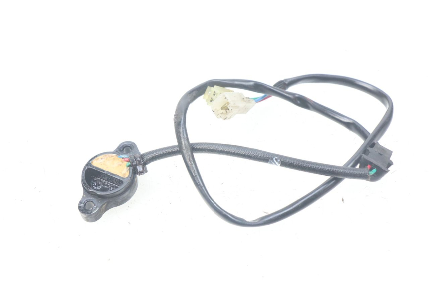 photo de SENSORE DI PUNTO MORTO SUZUKI XF FREEWIND 650 (1997 - 2003) - Zoom sullo stato d'uso