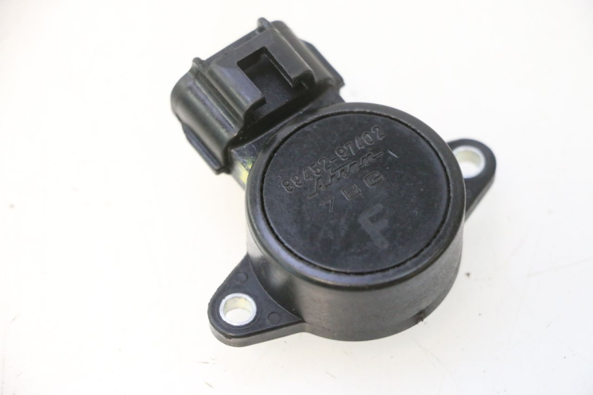photo de SENSORE TPS SUZUKI BURGMAN 125 (2007 - 2014) - Vista principale