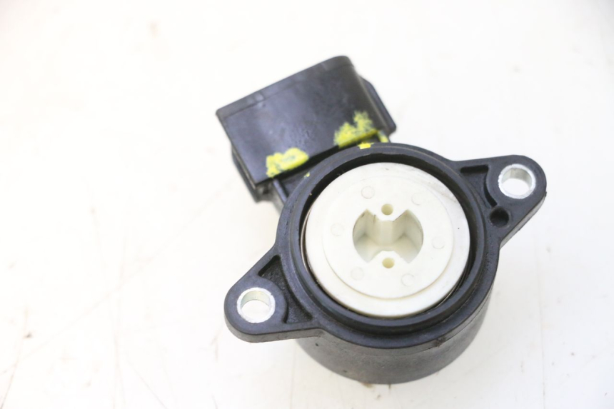 photo de SENSORE TPS SUZUKI BURGMAN 125 (2007 - 2014) - Zoom sullo stato d'uso