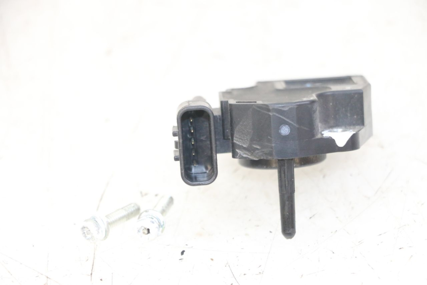 photo de CAPTEUR TPS YAMAHA BW'S BWS 125 (2010 - 2013) - Zoom sullo stato d'uso