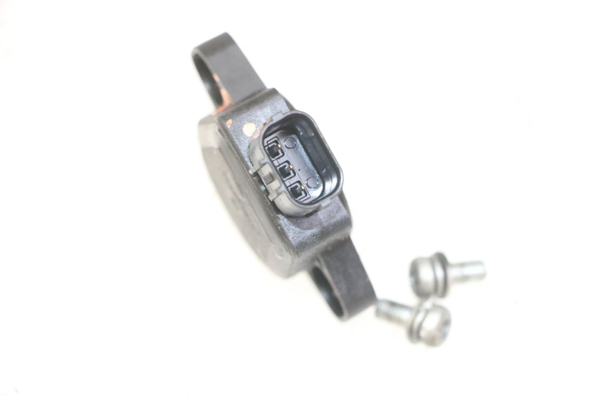 photo de SENSORE TPS HONDA CBF 500 (2004 - 2007) - Dettaglio del componente