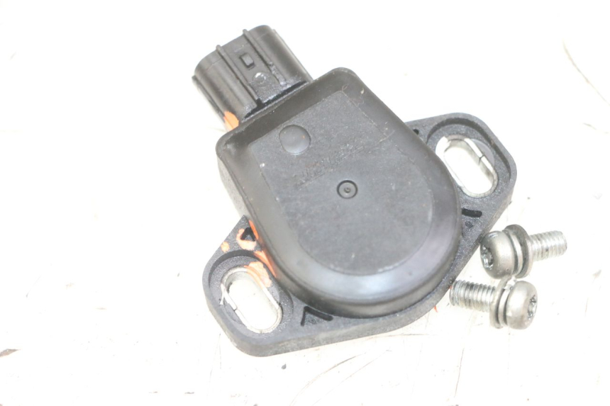 photo de SENSORE TPS HONDA CBF 500 (2004 - 2007) - Zoom sullo stato d'uso