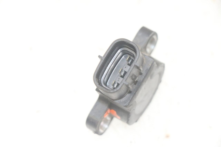 photo de SENSORE TPS YAMAHA FJR ABS 1300 (2006 - 2012) - Zoom sullo stato d'uso