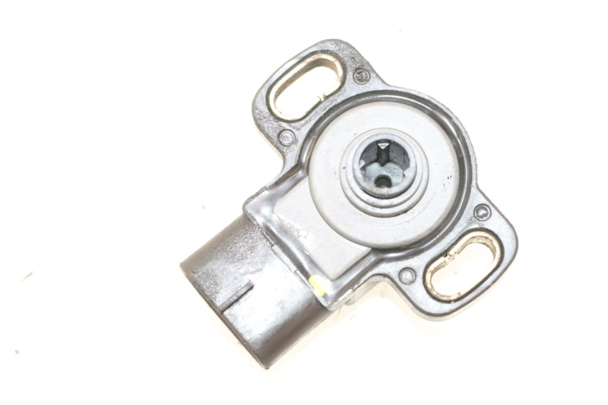 photo de SENSORE TPS SUZUKI GS GSE 500 (2001 - 2003) - Altra angolazione